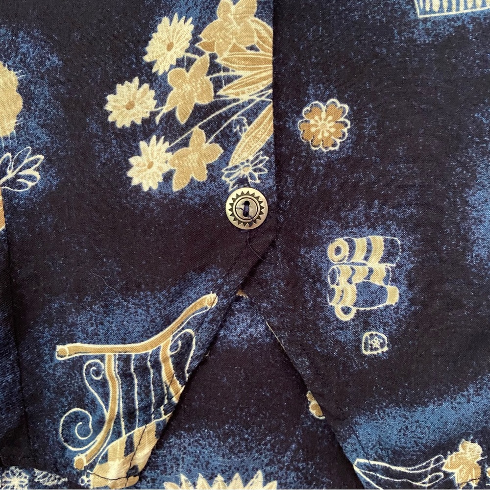 Vintage 90s Latte novelty vase floral chair print button front collared blouse - Picture 3 of 5
